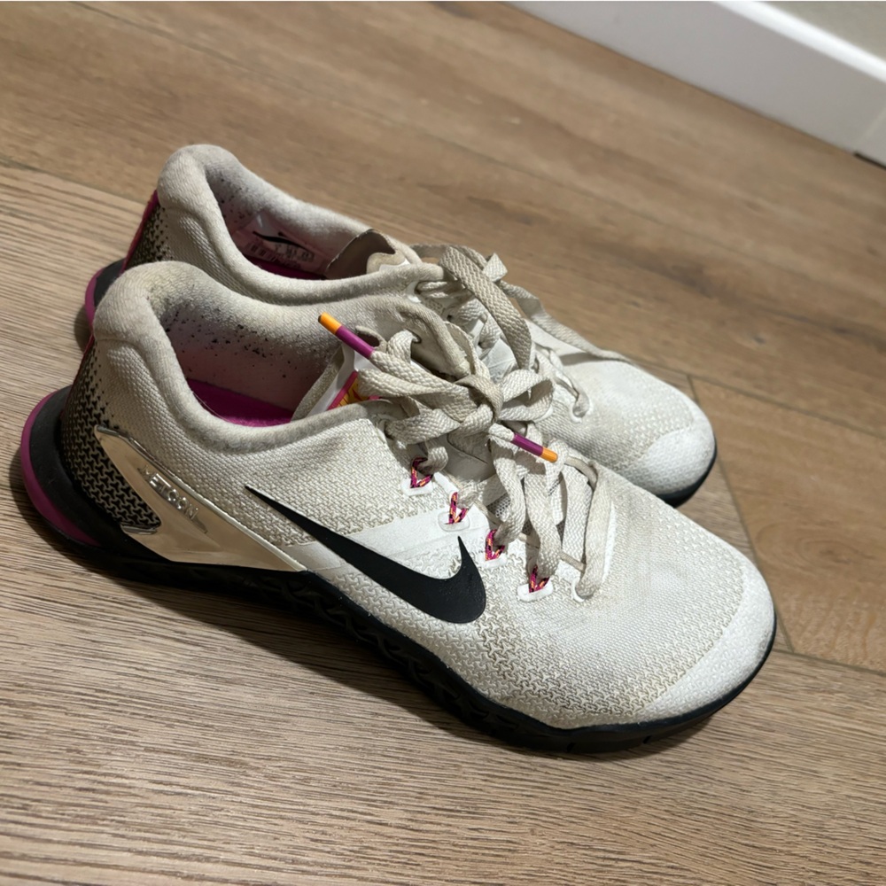 Bundle shoes